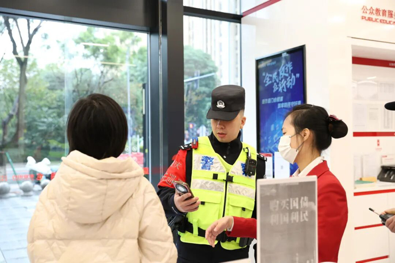 守护“不打烊”!家门口这盏“平安灯”温暖又安心